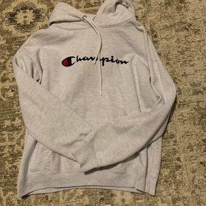 Champion hoodie 🤍
